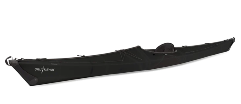 Oru Kayak Coast Black Edition Boot vorne seitlich